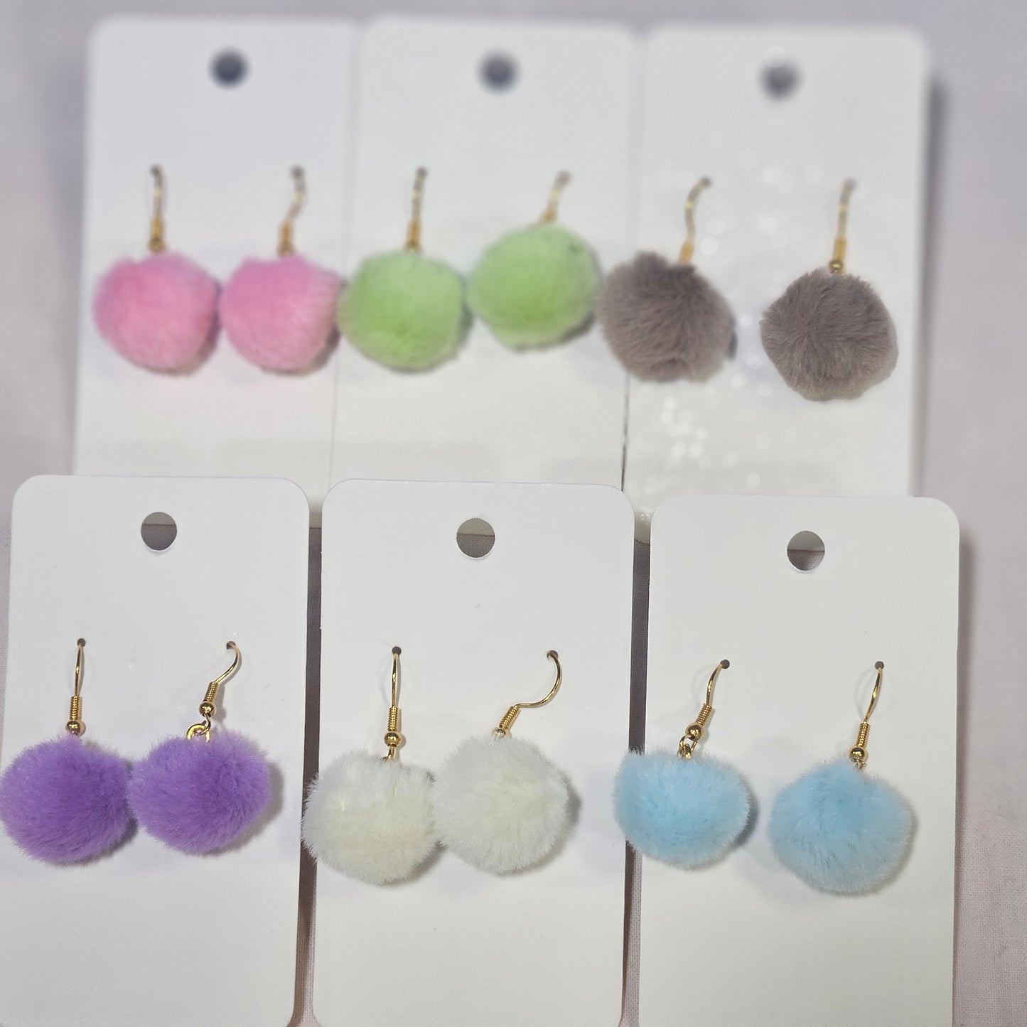 Dangle Earrings - Pompom