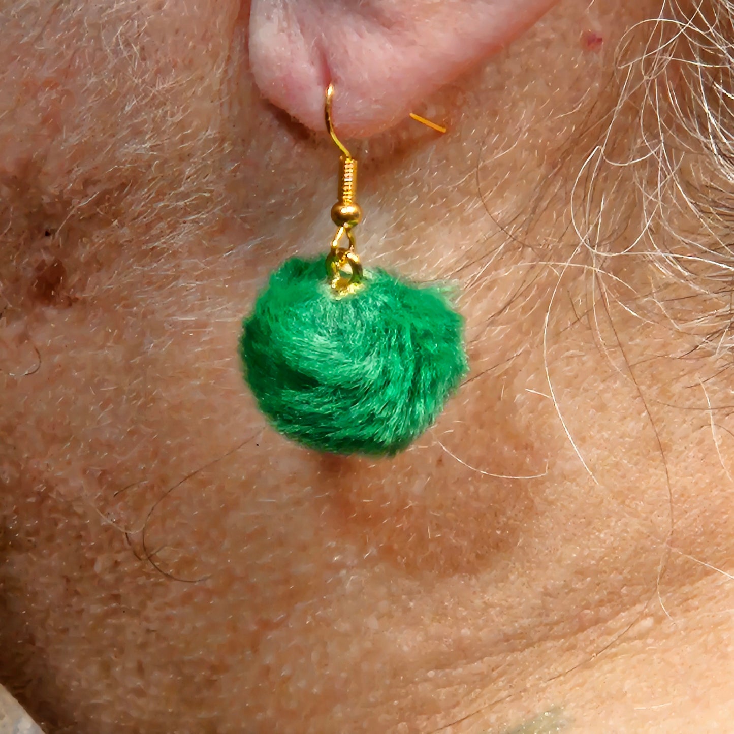 Dangle Earrings - Pompom