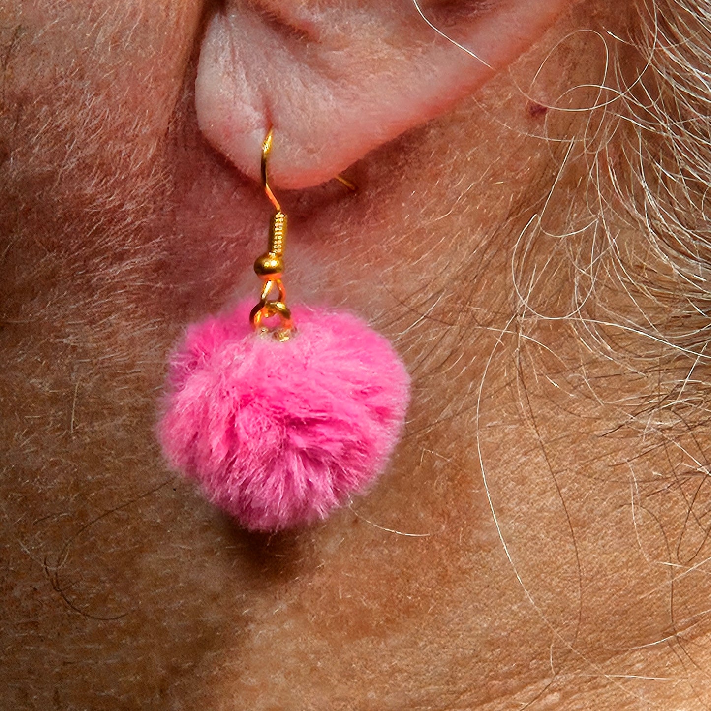 Dangle Earrings - Pompom