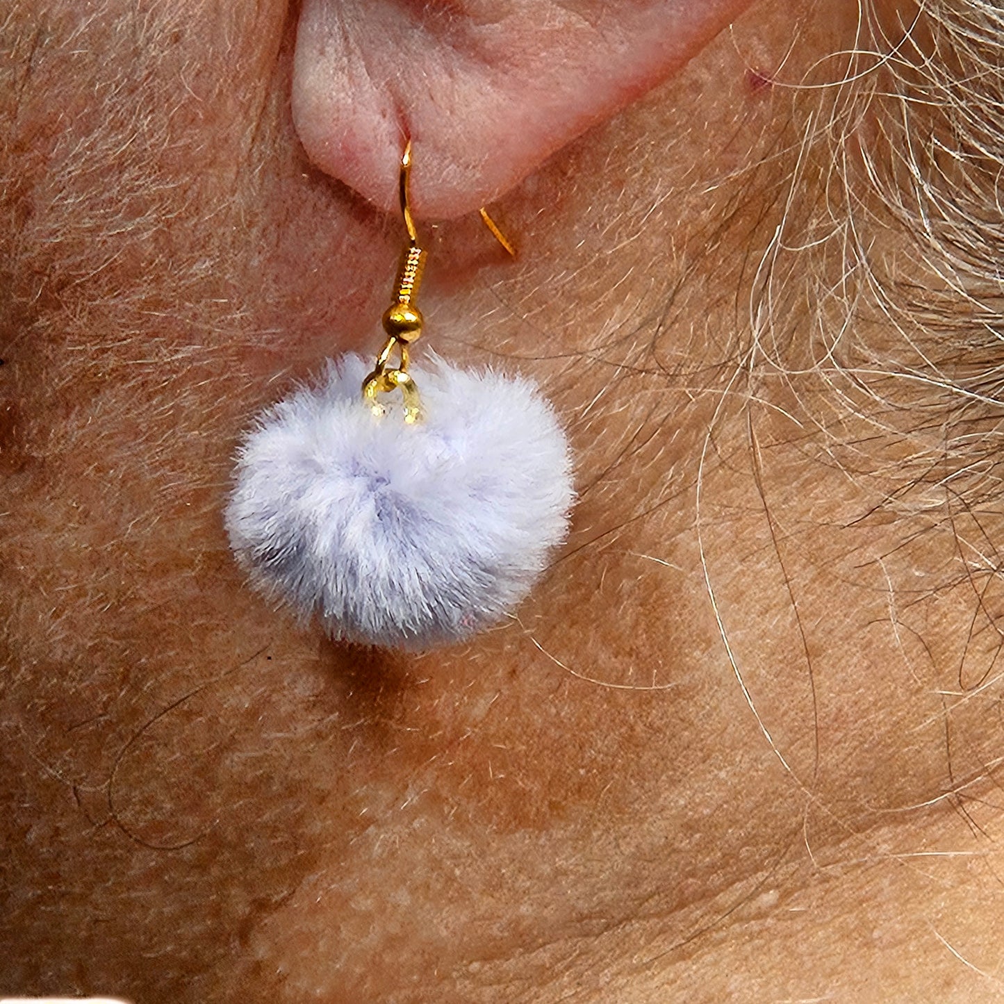 Dangle Earrings - Pompom