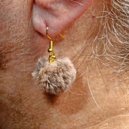 Dangle Earrings - Pompom